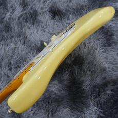 Fender Vintera II '70s Stratocaster, Maple Fingerboard, Vintage White 【中古】_8