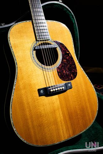 Martin D-42 / 2003