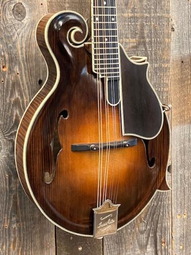 Iwashita Mandolin F-5 "Torrefied Wood" 2019