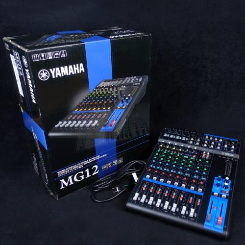 YAMAHA MG12