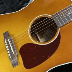 Gibson J-45 Standard Honey Burst Gloss_9