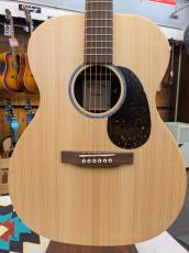 Martin 000-X2E BRAZ #2972141 【エレアコ】