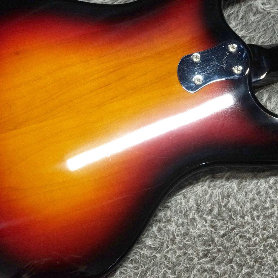 モズライトUSA Mark-I 1965 Reissue Sun Burst Mosrite USA Mark-I 1965 Reissue Sun Burst 中古 1311315