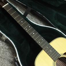 Martin D-28 Standard_2