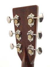 Martin Custom D-28 Itarian Alpine Spruce_8