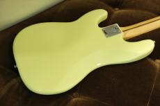 Fender ★セール対象品★Player II Precision Bass , Maple Fingerboard / Hialeah Yellow_2