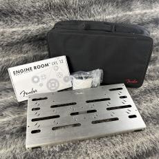 Fender Professional Pedal Boards Medium w/Engine Room LVL12 Power Supply