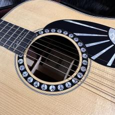 Martin D-28 John Lennon 75th Anniversary_3