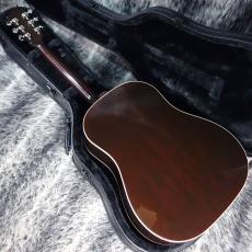 Gibson J-45 Standard Red Spruce Triburst_6