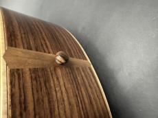 Lowden S-35 2008年製 / S-Series Body・Solid Adirondack Spruce Top・Solid Indian Rosewood Side and Back・Mahogany and Rosewood Walnut 5P Neck・ Ebony Fingerboard・Rosewood Bridge・Scale Length 630mm_15