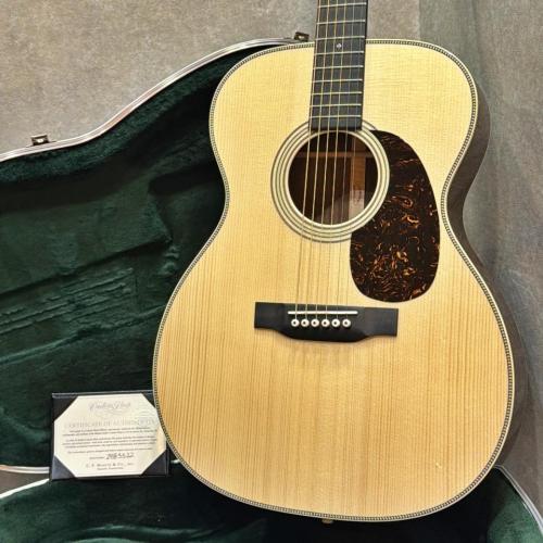 Martin 【月末特価!!～8/31 19時まで!!】【試奏動画あり】CTM 000-28 Adirondack #2934657【一音一音に宿る確かな説得力】【当店限定特典付き】【送料当店負担】【池袋店在庫品】