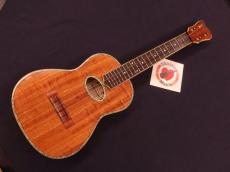 MAUI MUSIC MAUI MUSIC SALE! Deluxe Curly Koa Tenor with Curly Maple Binding and Paua Shell Inlay #5323_5