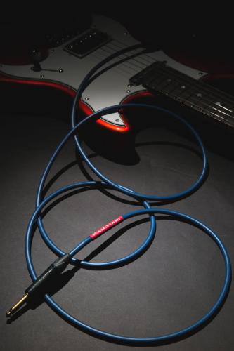 KAMINARI GUITARS K-GC5LS (5m L/S)《エレキギター用シールド