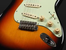 HISTORY CV-SV 3TS ~3-Tone Sunburst~_6