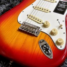 Fender Player II Stratocaster, Maple Fingerboard, Aged Cherry Burst 【特価】_3