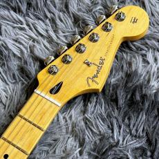 Fender Player II Stratocaster, Maple Fingerboard, Aged Cherry Burst 【特価】_6