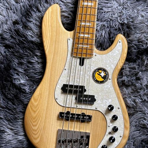 Sire Marcus Miller P8 5-String Natural