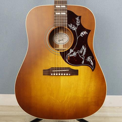 Gibson Hummingbird Special Satin Honey Burst