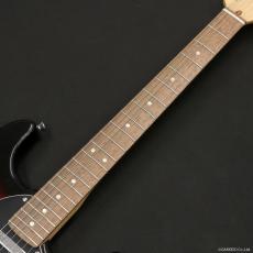 Squier Paranormal Stratocaster Deluxe, Laurel Fingerboard, Black Pickguard, 3-Color Sunburst_3
