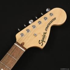 Squier Paranormal Stratocaster Deluxe, Laurel Fingerboard, Black Pickguard, 3-Color Sunburst_4