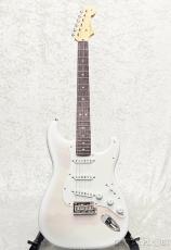 Fender 2026 Collection Made in Japan Hybrid II Stratocaster Misty Satin -Yellow Mist-_3