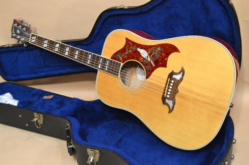 Gibson DOVE　2011年製