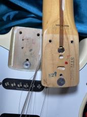 Fender Japan ST-72 60SC_16