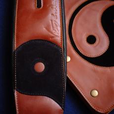 ERGOSTRAPS VICTOR WOOTEN ? SIGNATURE STRAP YIN YANG 4″ Guitar Strap【Made In Chile】【ハンドメイド】_2