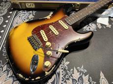 Fender Custom Shop  '61 Stratocaster / Limited Edition Faded 3-Color Sunburst / Heavy Relic_3