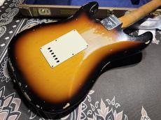 Fender Custom Shop  '61 Stratocaster / Limited Edition Faded 3-Color Sunburst / Heavy Relic_7