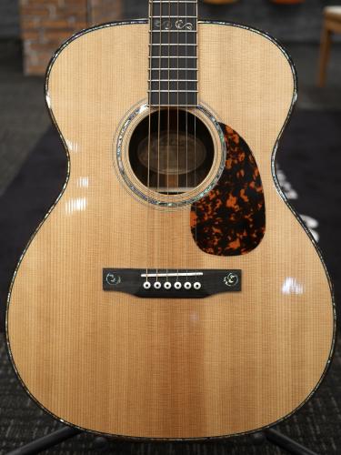 Larrivee OM-10 #140643 【実物写真】【動画あり】【分割手数料0%】【送料当社負】