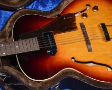Archtop Tribute AT125_6