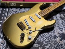 Fender Custom Shop Limited Edition 1955 Stratocaster Bone Tone / HLE Gold Aged Relic_2