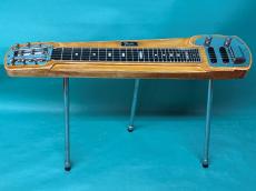 Fender DELUXE-6_7