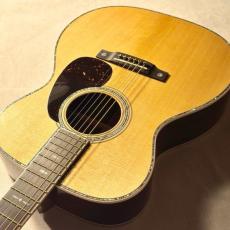 Martin 000-42 Modern Deluxe シリアルナンバー:2913011【芯のある信頼できる良音】【48回分割無金利】