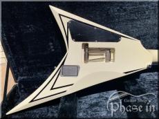 ESP ALEXI SCYTHE / White with Black PinStripe / 2007年_3