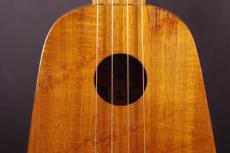 Kamaka Soprano Pine ukulele_8