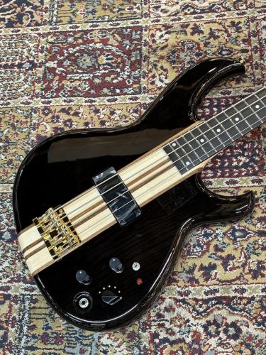 Aria Pro II SB-1000 - See through Black -【4.25kg】