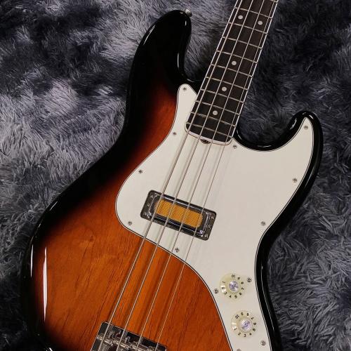 Fender Gold Foil Jazz Bass 2-Color Sunburst / Ebony【特価】【個性派ジャズベース!】