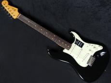 Fender Vintera III Early '60s Stratocaster Black_2