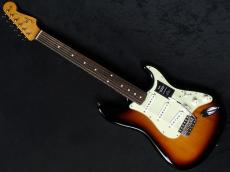 Fender Vintera II 60s Stratocaster 3-Color Sunburst_2