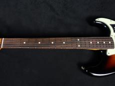 Fender Vintera II 60s Stratocaster 3-Color Sunburst_4