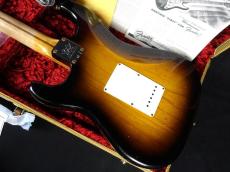 Fender Custom Shop Limited Edition 70th Anniversary 1954 Stratocaster Journeyman Relic Wide-Fade 2-Color Sunburst_8