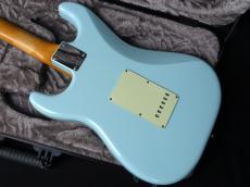 Fender Limited Edition Vintera II Road Worn '60s Stratocaster Sonic Blue_7