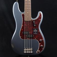 Fender Limited Edition Vintera II Road Worn '60s Precision Bass Charcoal Frost Metallic
