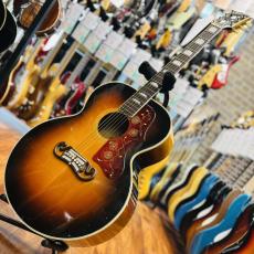 Gibson SJ-200_2