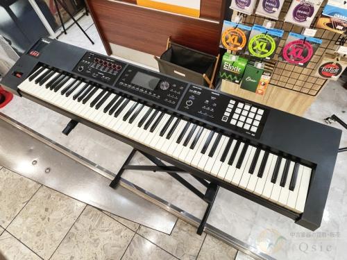 Roland FA-08 [TMM01]【梅田店在庫】