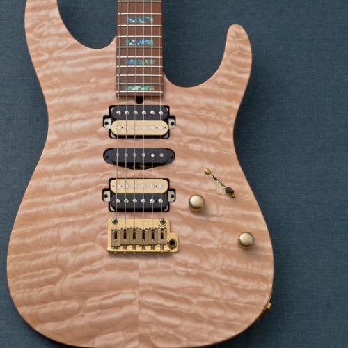 T's DST Pro 24 w/Master Grade Quilt Maple w/ Abalone Block Inray -Natural-【3.24kg】