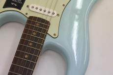 Fender Limited Edition Vintera II Road Worn '60s Stratocaster, Rosewood Fingerboard / Sonic Blue【特価】_2