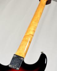 Fender Limited Edition Vintera II Road Worn 60s Stratocaster -3 Color Sunburst-【3.26kg】_9